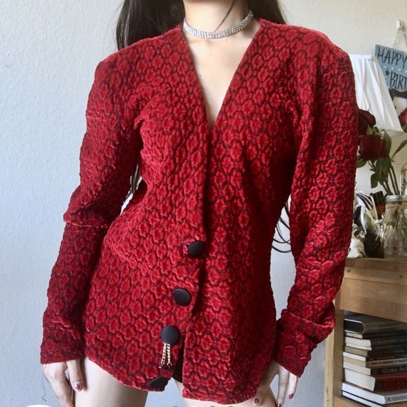 Vintage 80s burgundy Bloody Mary velvet coat - Picture 2 of 4